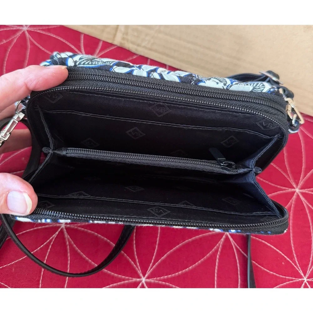 Vera Bradley RFID All In One Crossbody Wallet Bag Blue Black Floral Quilted